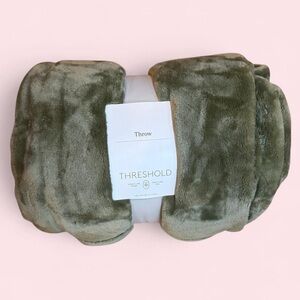 Threshold Olive Plush Throw Blanket